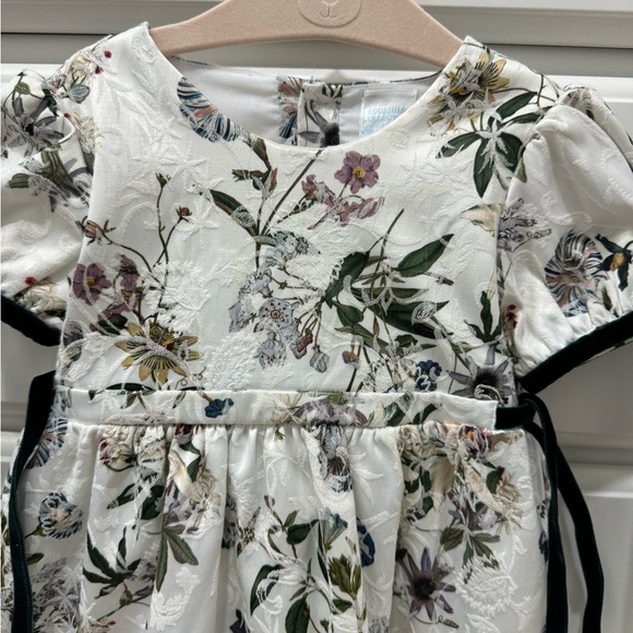 Dress - Picture 4 of 4